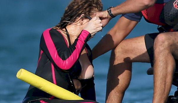 Mariah Carey Wetsuit NIP SLIP!! free nude pictures