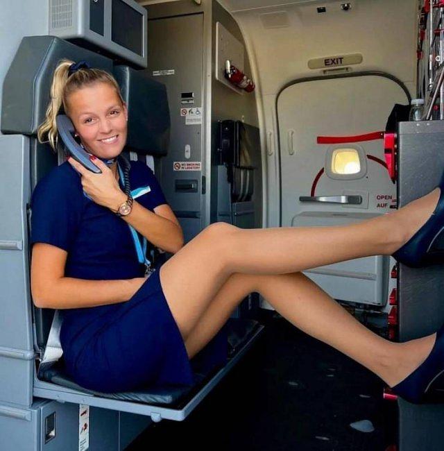 Hot Flight Attendants free nude pictures