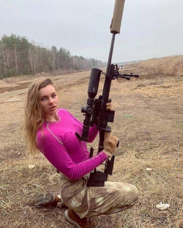 Girls With Guns free nude pictures