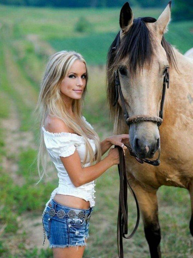 Photo Of Beautiful Country Girl free nude pictures