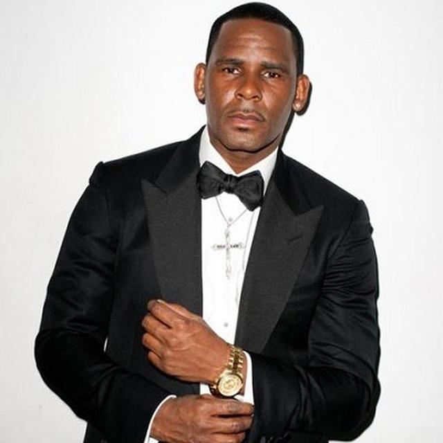 R Kelly Sex Tape — Singer Urinates On Ebony Whore ! - Scandal Planet free nude pictures