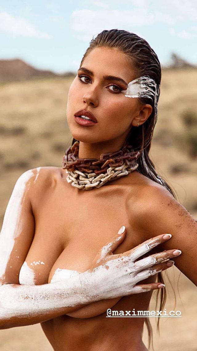 Kara Del Toro’s Juicy Melons and Naked for Maxim free nude pictures