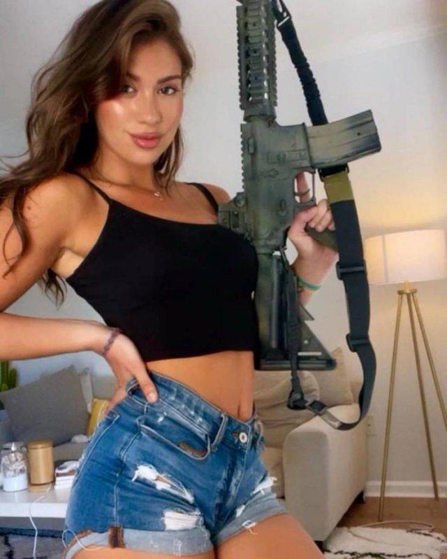 Girls With Guns free nude pictures