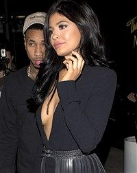 Kylie Jenner Deep Cleavage Is Worse Then The Paris Attacks free nude pictures