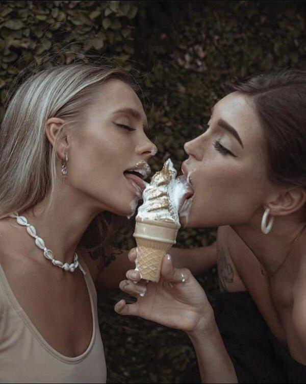 Girls With Ice Cream free nude pictures