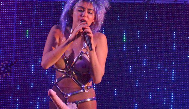 Miley Cyrus’ The Milky,Milky,Milk Tour Includes Fake Tits and a Fake Dick! free nude pictures