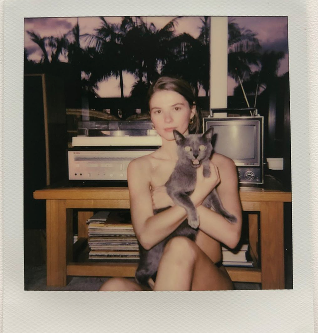 Stefanie Scott Uses her Cat as a Shirt! free nude pictures