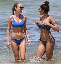 Elizabeth Turner Candid Bikini Beach Photos free nude pictures