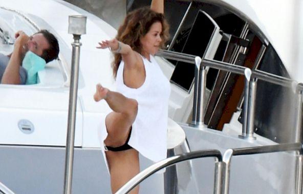 Did Brooke Burke Just Flash Her Pussy while Stretching? free nude pictures