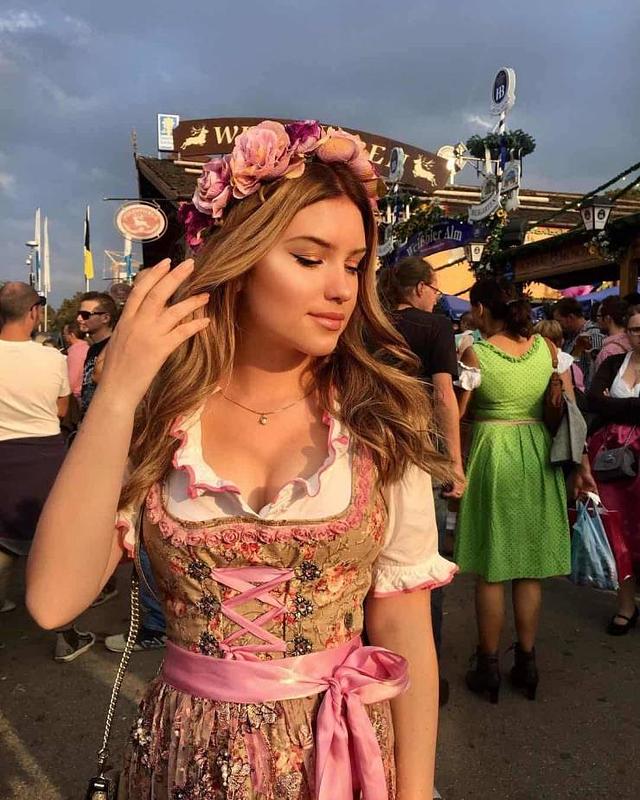 Sexy Women In Dirndls – October Festival Edition free nude pictures