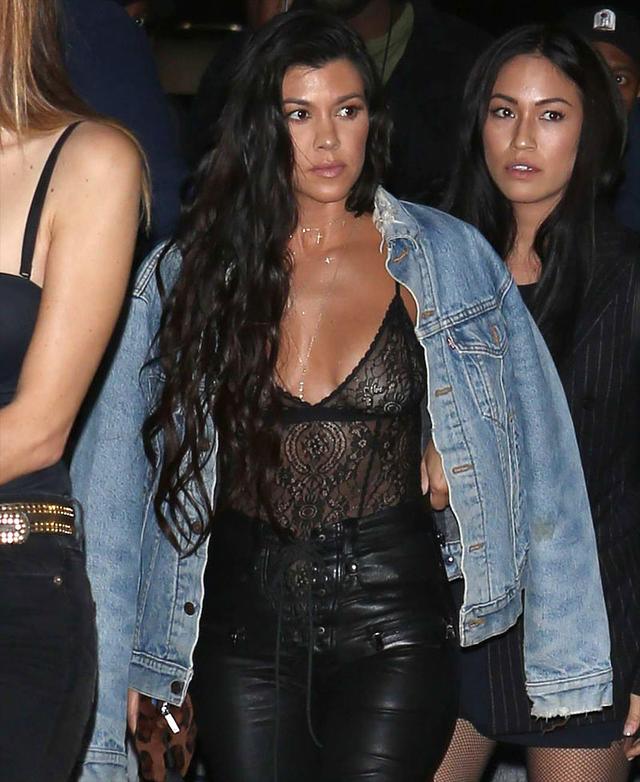 Kourtney Kardashian in See Thru Black Lace Top free nude pictures